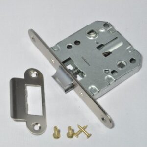 CERRADURAS Y PICAPORTES.